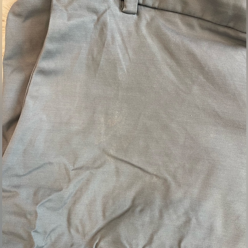 Lululemon 9” grey commission short size 40 - Picture 2 of 7